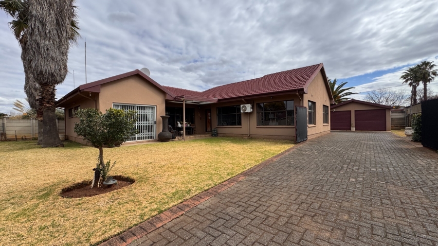 3 Bedroom Property for Sale in Risiville Gauteng