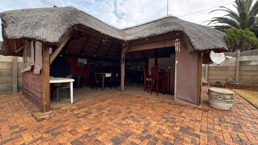 3 Bedroom Property for Sale in Risiville Gauteng