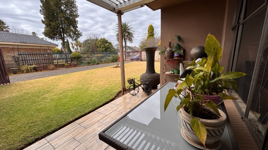 3 Bedroom Property for Sale in Risiville Gauteng