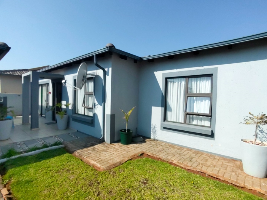 4 Bedroom Property for Sale in Magaliesberg Country Estate Gauteng