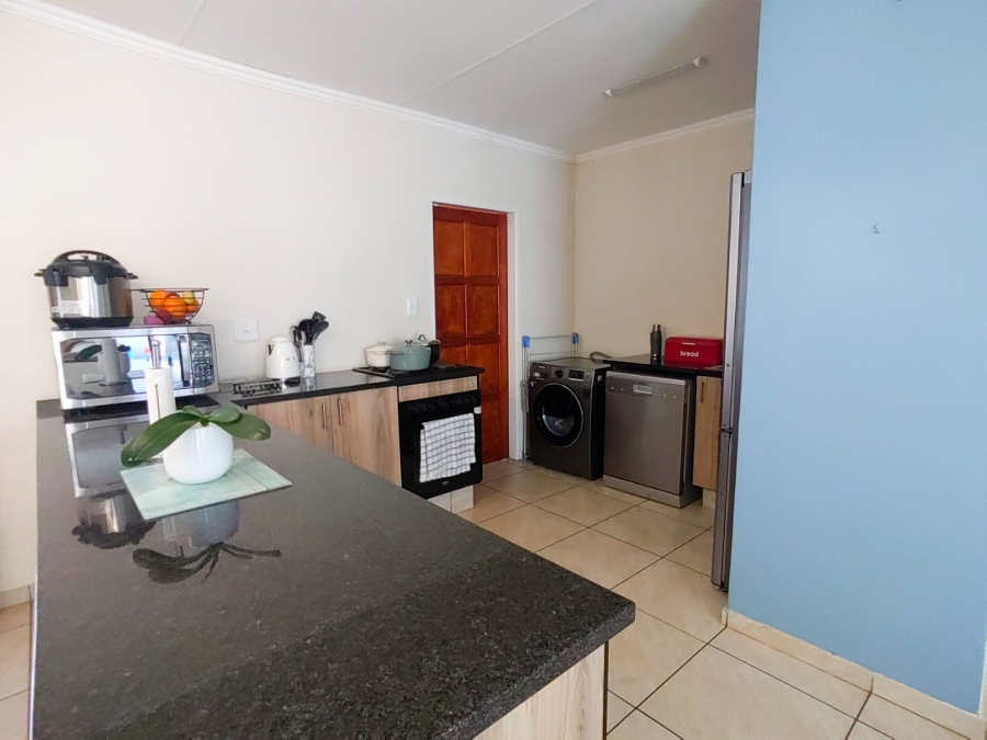 4 Bedroom Property for Sale in Magaliesberg Country Estate Gauteng