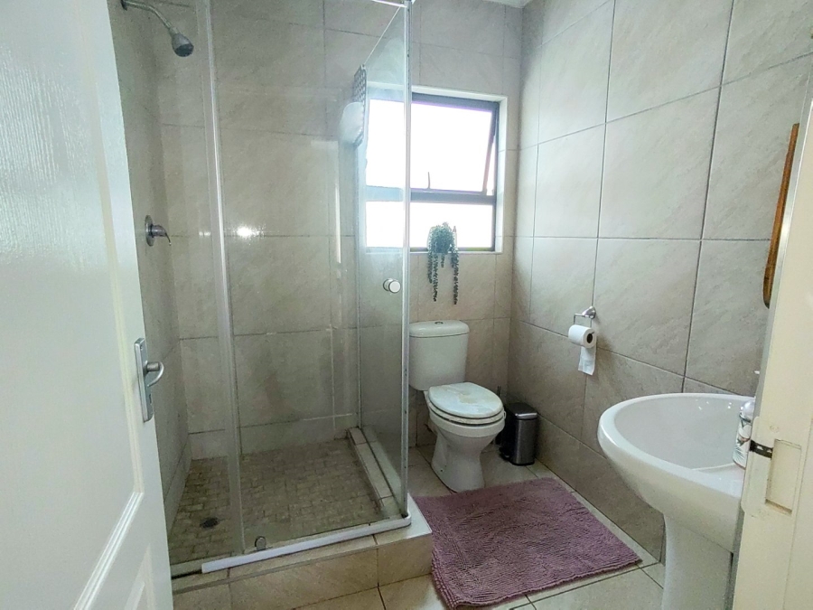 4 Bedroom Property for Sale in Magaliesberg Country Estate Gauteng