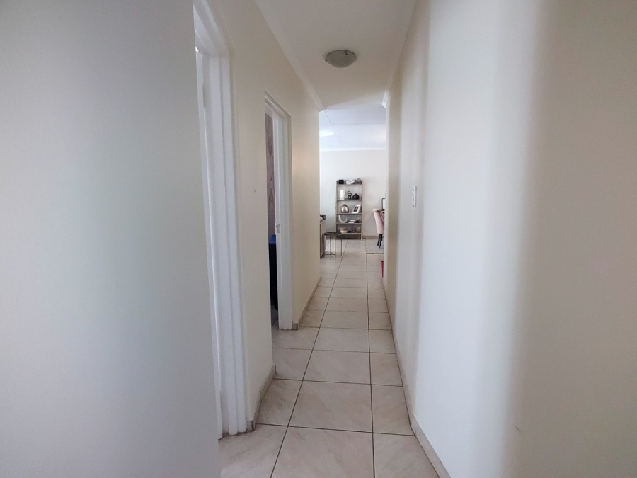 4 Bedroom Property for Sale in Magaliesberg Country Estate Gauteng