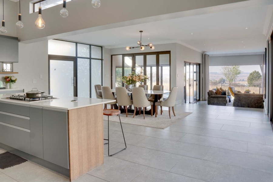 3 Bedroom Property for Sale in Midstream Ridge Gauteng