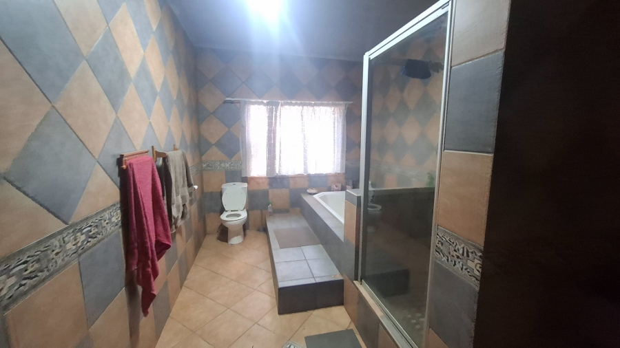 13 Bedroom Property for Sale in Tenacre A H Gauteng