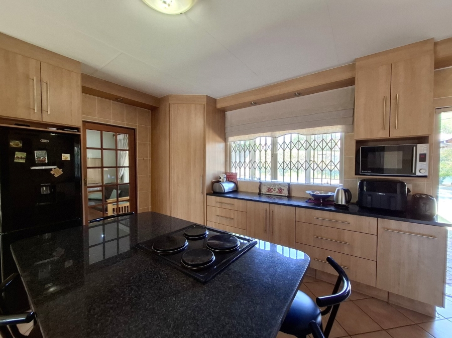 4 Bedroom Property for Sale in Wierda Park Gauteng