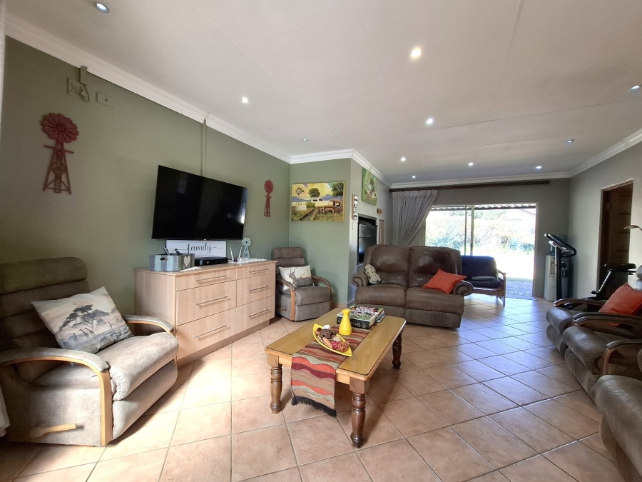 4 Bedroom Property for Sale in Wierda Park Gauteng