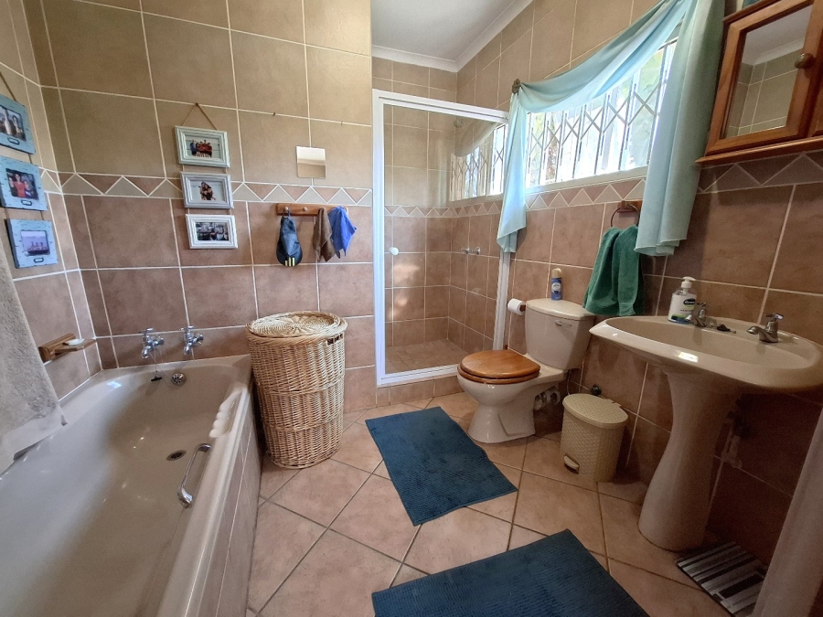 4 Bedroom Property for Sale in Wierda Park Gauteng