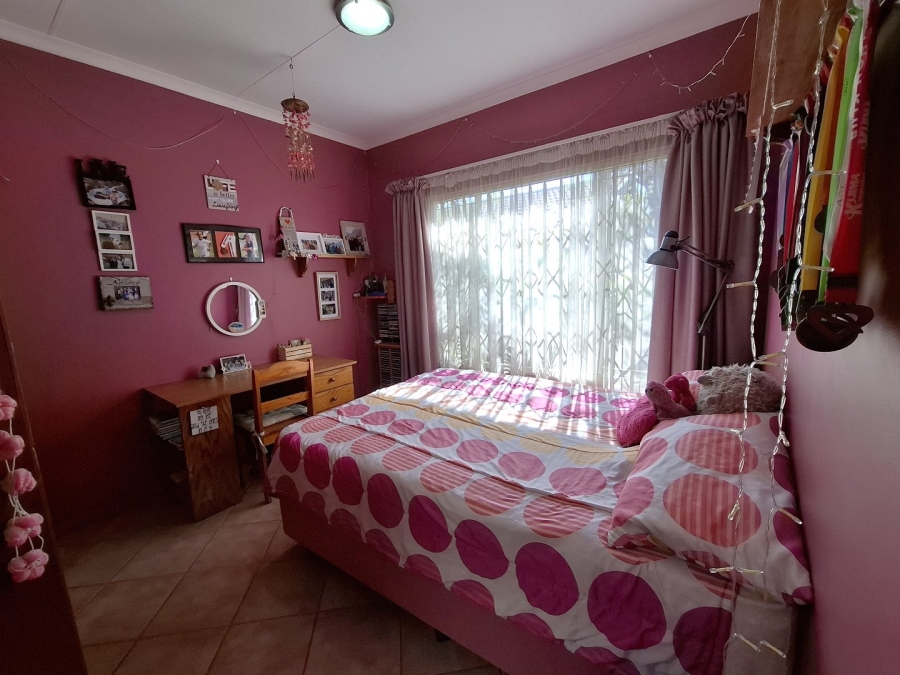 4 Bedroom Property for Sale in Wierda Park Gauteng