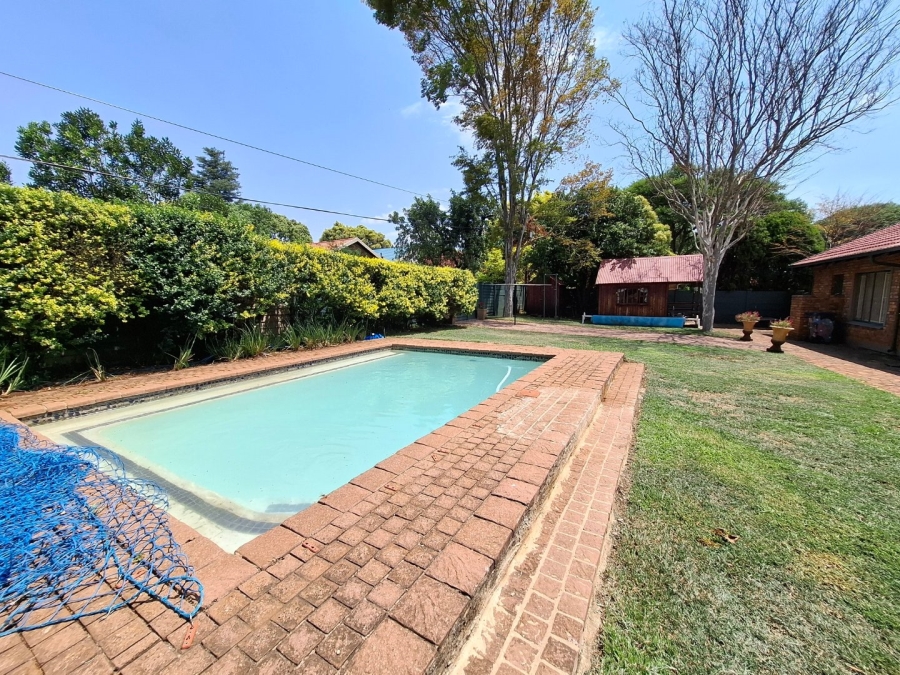 4 Bedroom Property for Sale in Wierda Park Gauteng