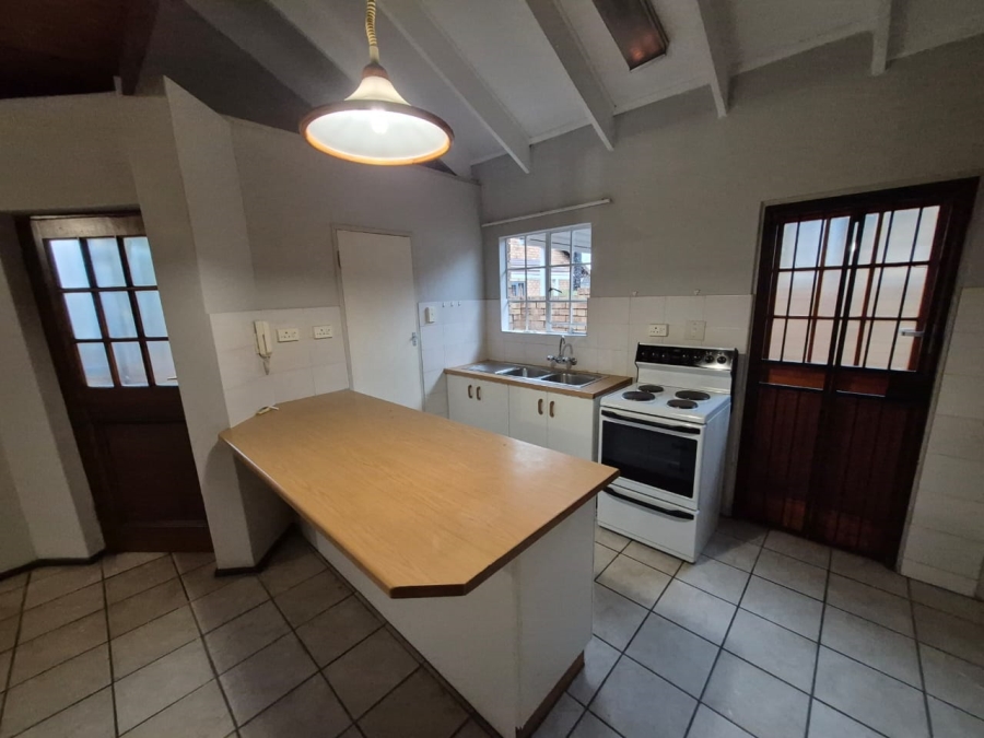 2 Bedroom Property for Sale in Zwartkop Gauteng