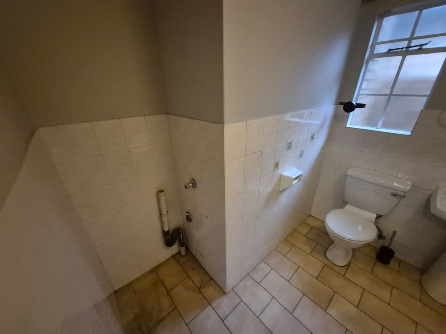 2 Bedroom Property for Sale in Zwartkop Gauteng
