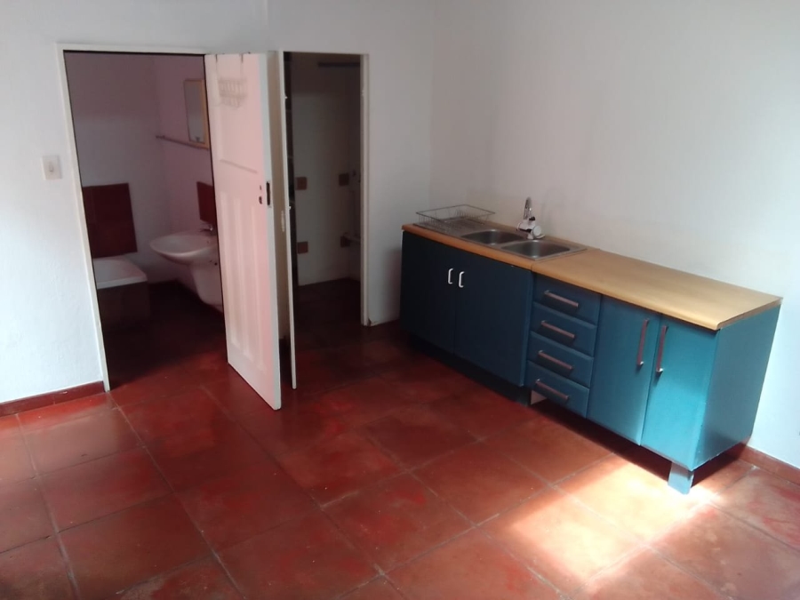 To Let 1 Bedroom Property for Rent in Melville Gauteng