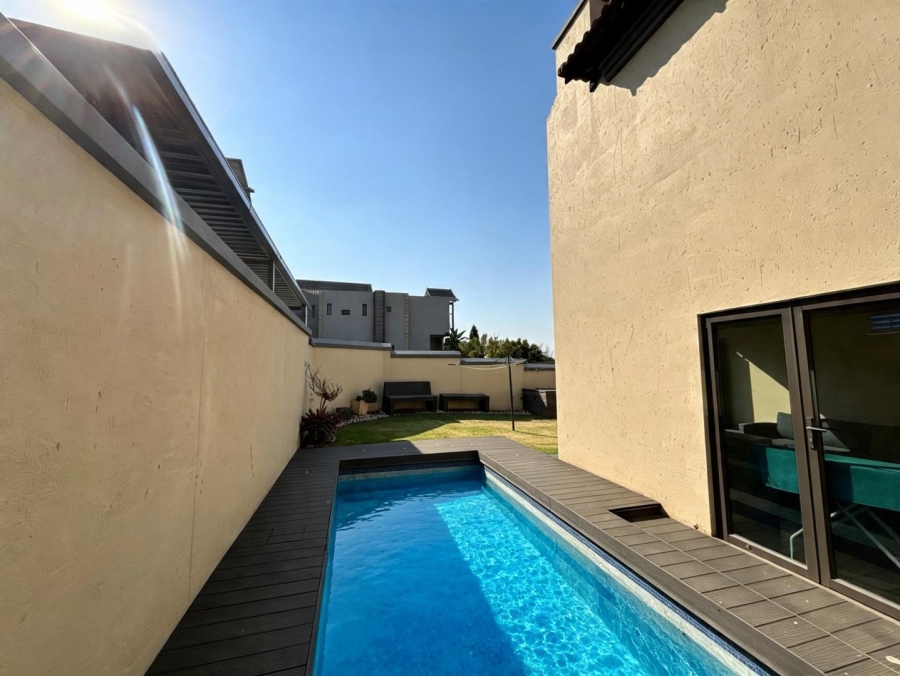 4 Bedroom Property for Sale in Thatchfield Estate Gauteng