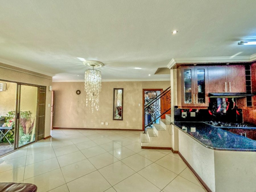 4 Bedroom Property for Sale in Thatchfield Estate Gauteng