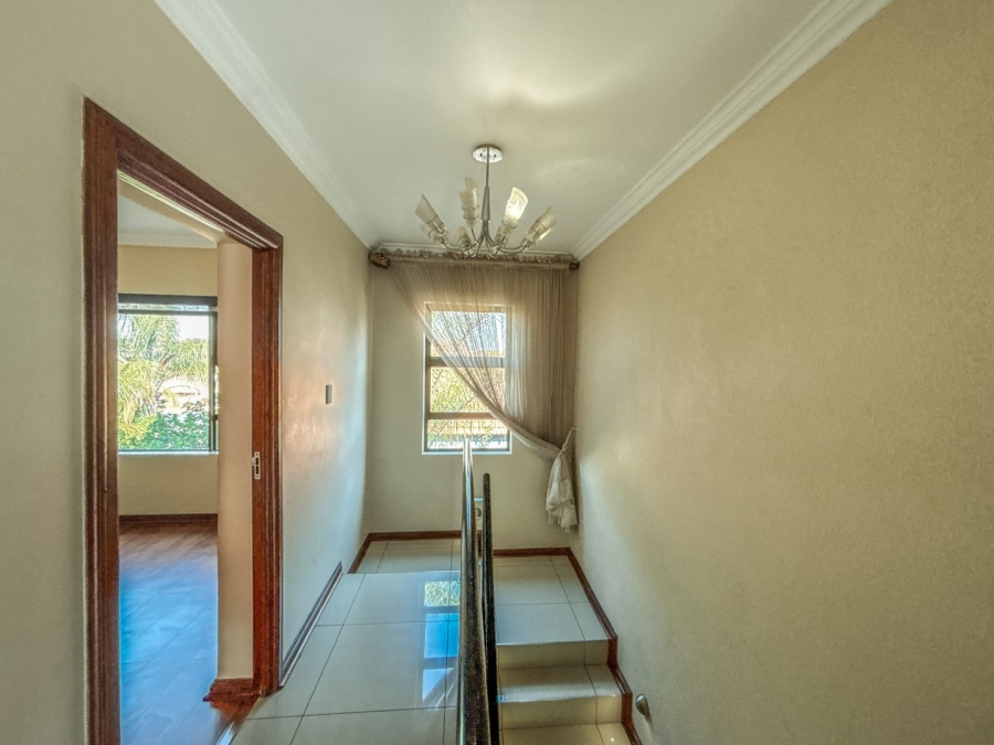 4 Bedroom Property for Sale in Thatchfield Estate Gauteng