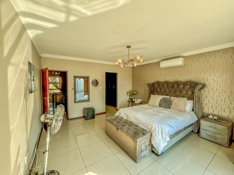 4 Bedroom Property for Sale in Thatchfield Estate Gauteng