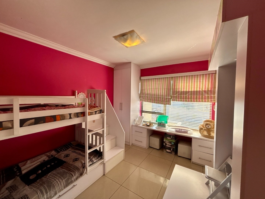 4 Bedroom Property for Sale in Thatchfield Estate Gauteng