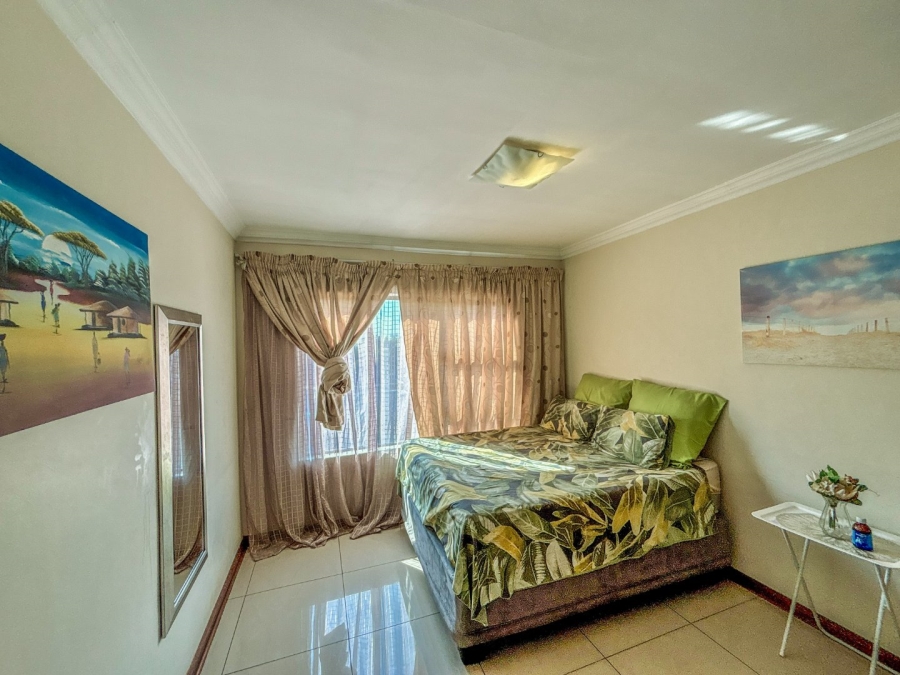4 Bedroom Property for Sale in Thatchfield Estate Gauteng
