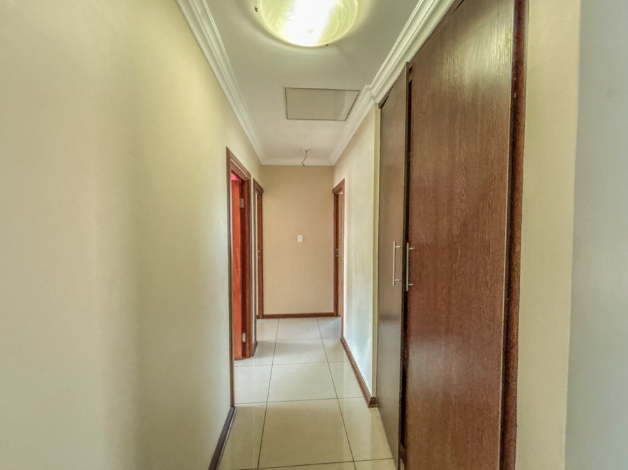 4 Bedroom Property for Sale in Thatchfield Estate Gauteng