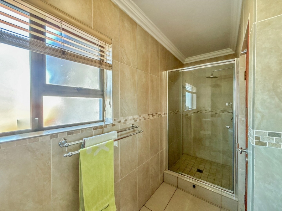 4 Bedroom Property for Sale in Thatchfield Estate Gauteng