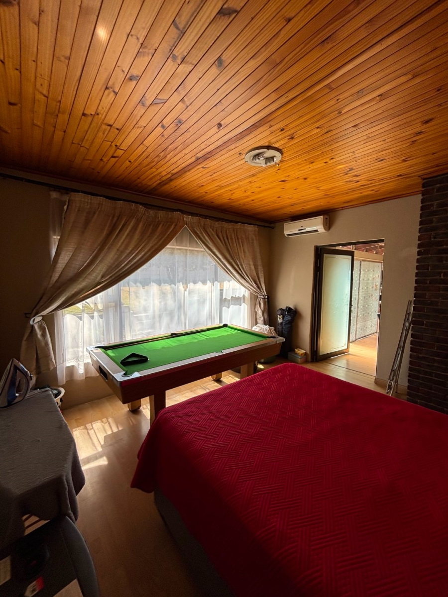 3 Bedroom Property for Sale in Lombardy East Gauteng