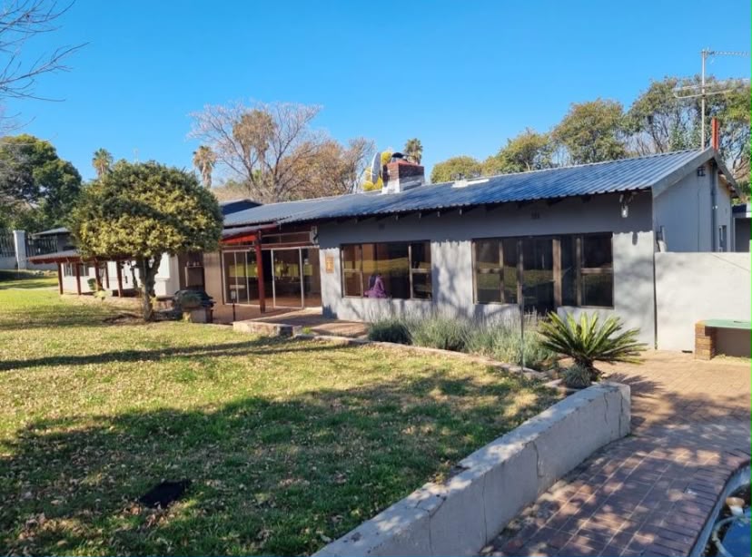 3 Bedroom Property for Sale in Lombardy East Gauteng