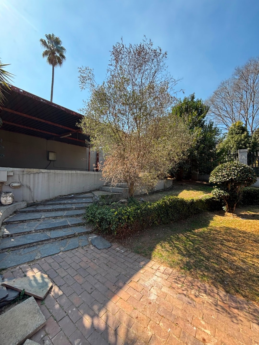 3 Bedroom Property for Sale in Lombardy East Gauteng