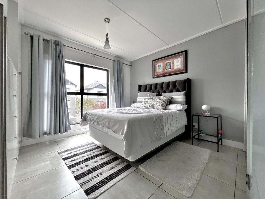 To Let 3 Bedroom Property for Rent in Waterfall Gauteng