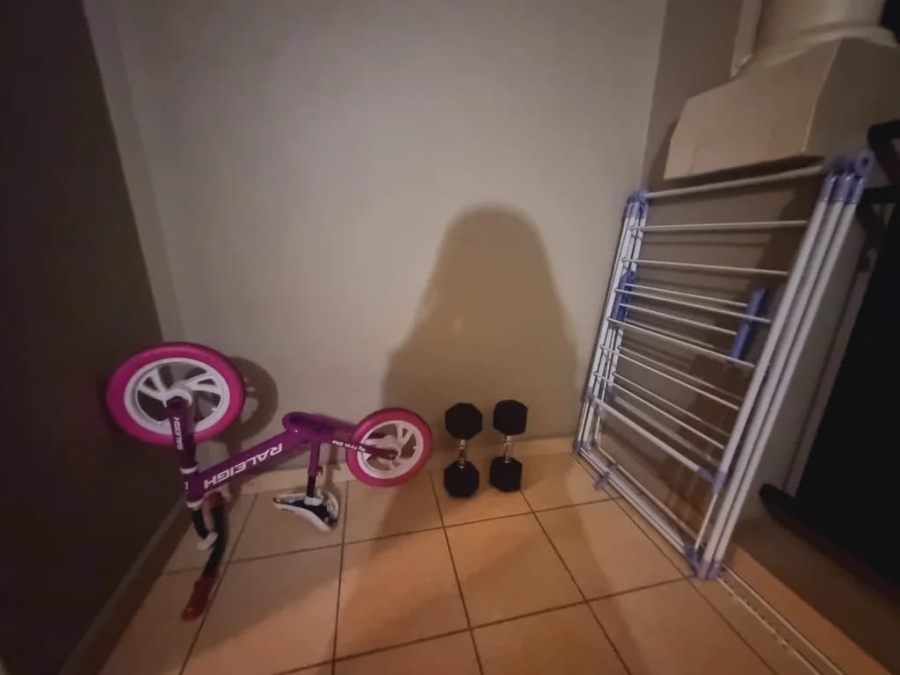 To Let 2 Bedroom Property for Rent in Fourways Gauteng