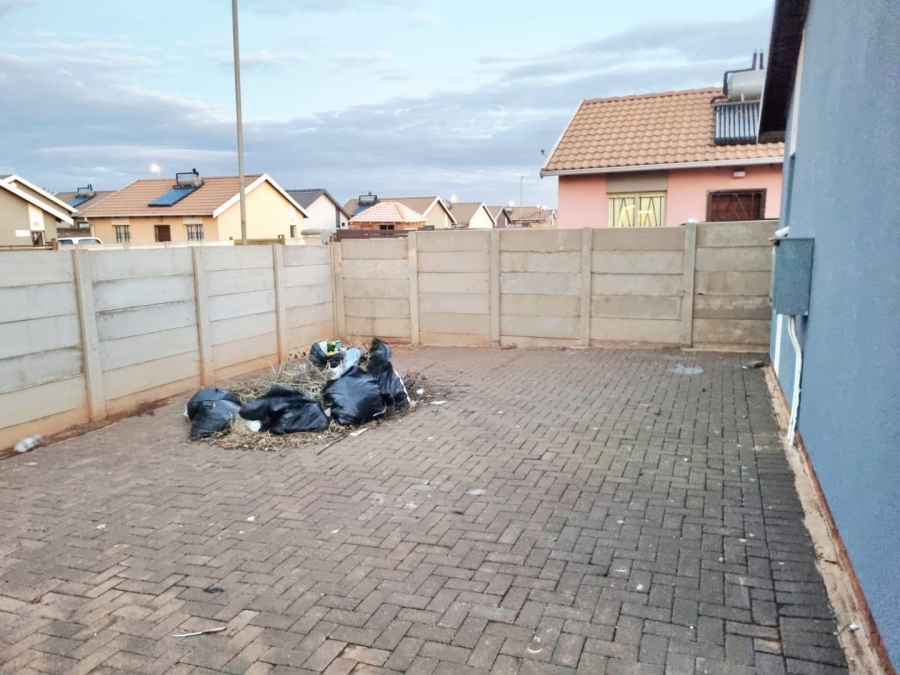 2 Bedroom Property for Sale in Sky City Gauteng