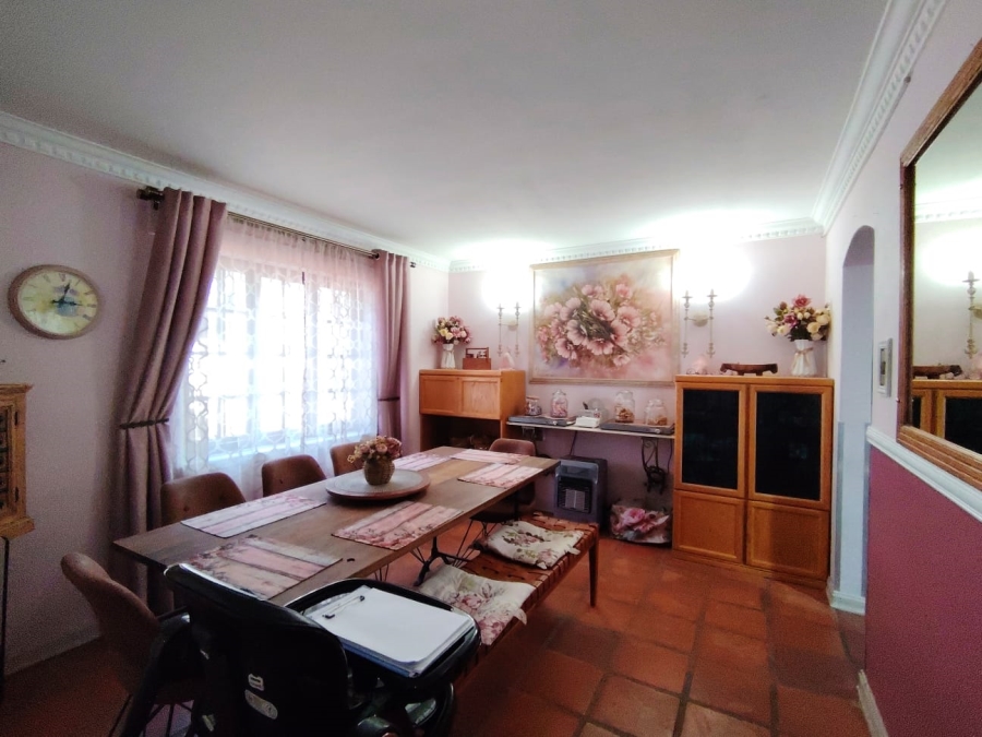 3 Bedroom Property for Sale in Lakefield Gauteng