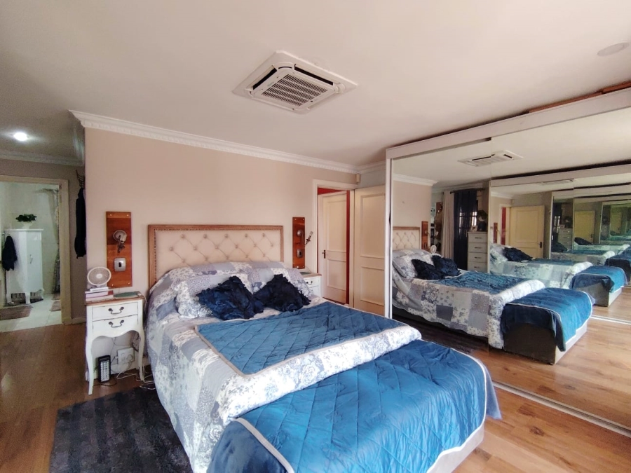 3 Bedroom Property for Sale in Lakefield Gauteng