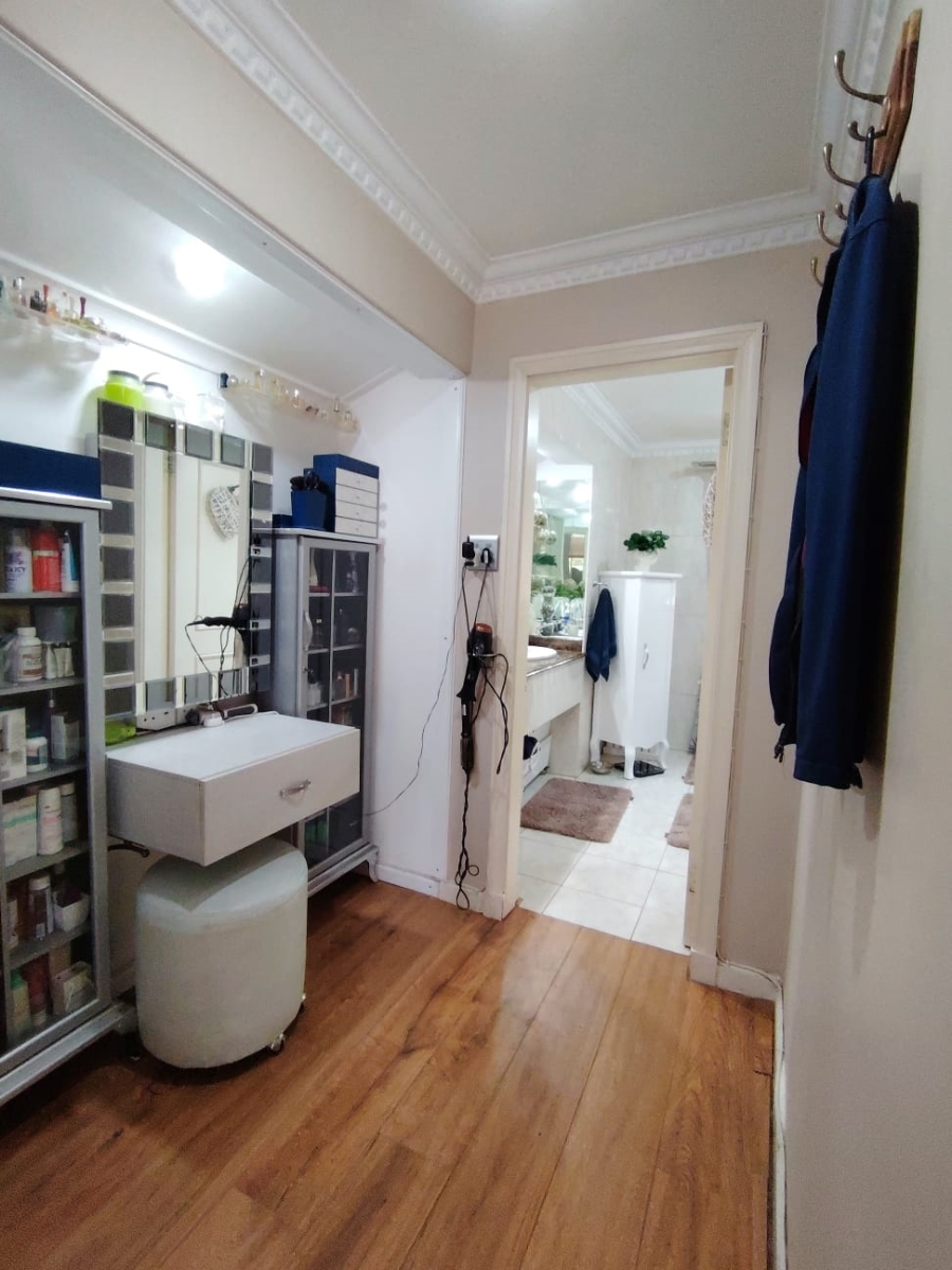 3 Bedroom Property for Sale in Lakefield Gauteng