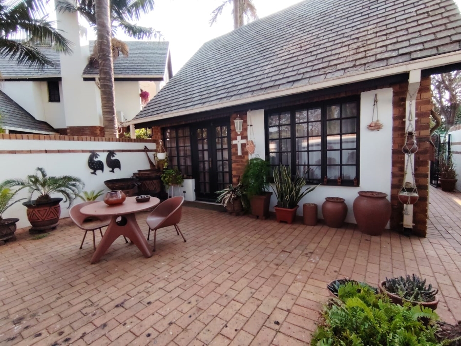 3 Bedroom Property for Sale in Lakefield Gauteng