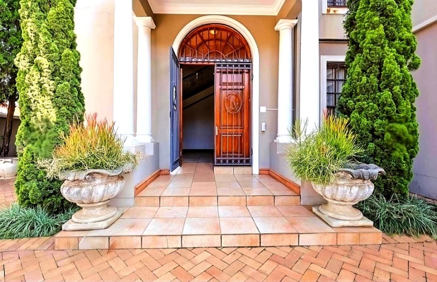 To Let 7 Bedroom Property for Rent in Brooklyn Gauteng