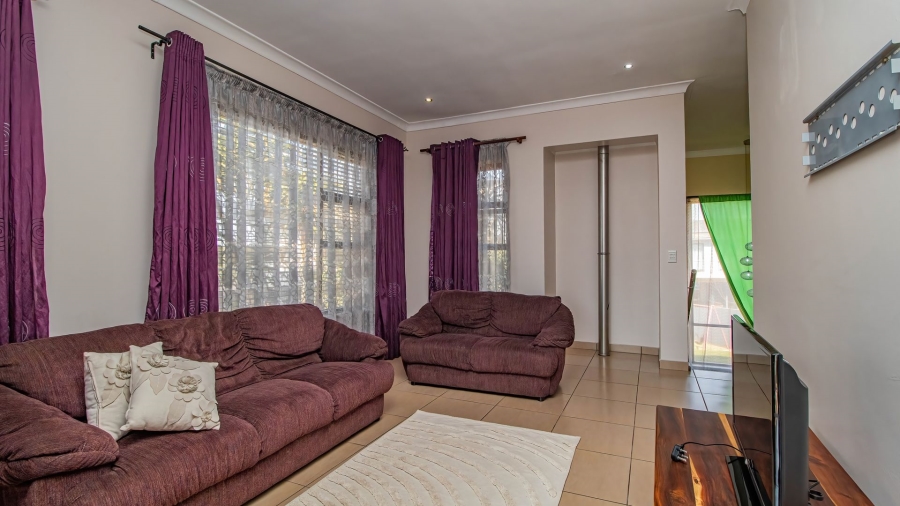 4 Bedroom Property for Sale in Serengeti Lifestyle Estate Gauteng