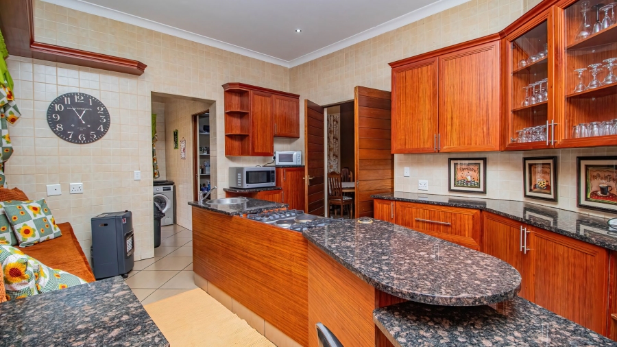 4 Bedroom Property for Sale in Serengeti Lifestyle Estate Gauteng