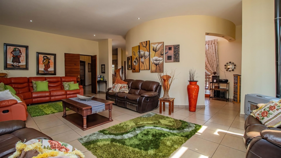 4 Bedroom Property for Sale in Serengeti Lifestyle Estate Gauteng