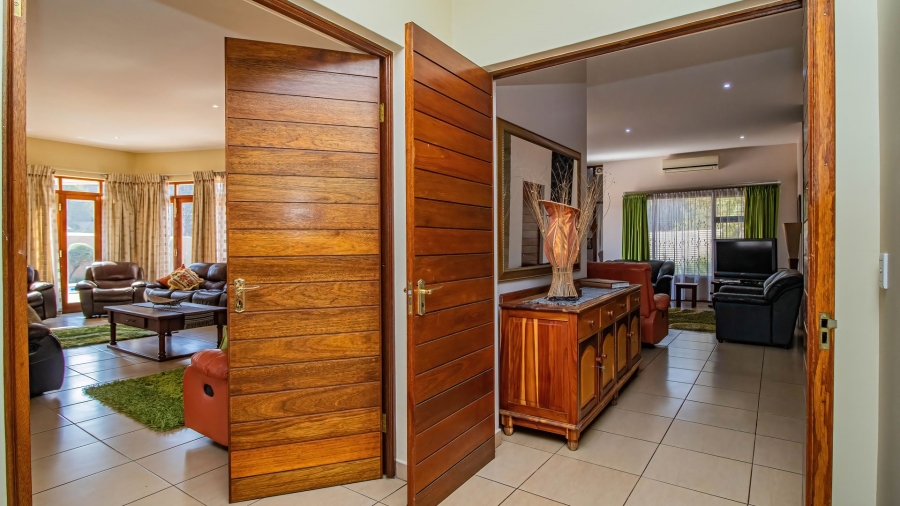 4 Bedroom Property for Sale in Serengeti Lifestyle Estate Gauteng