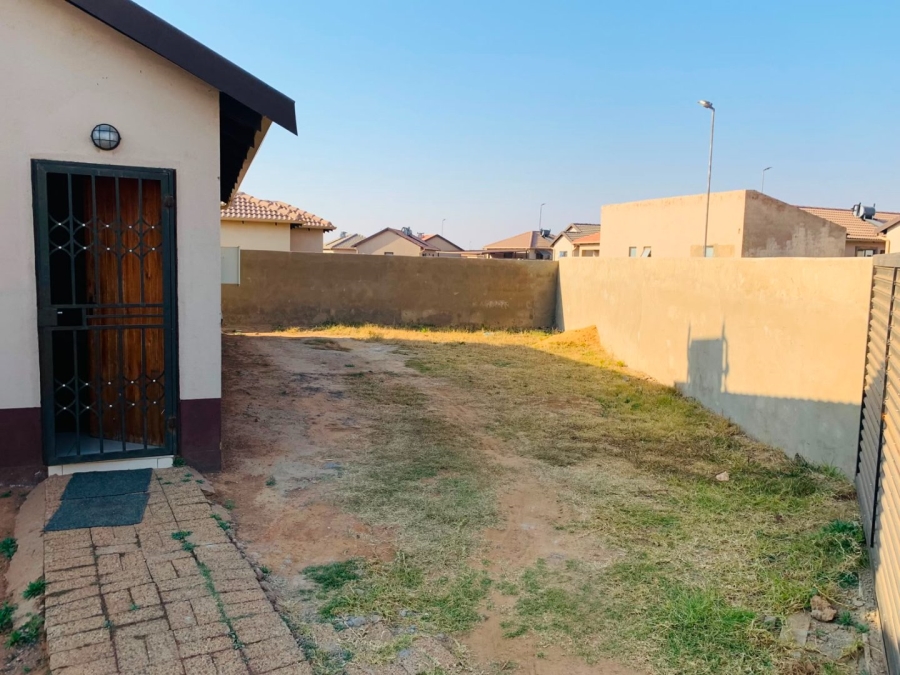 3 Bedroom Property for Sale in Windmill Park Gauteng