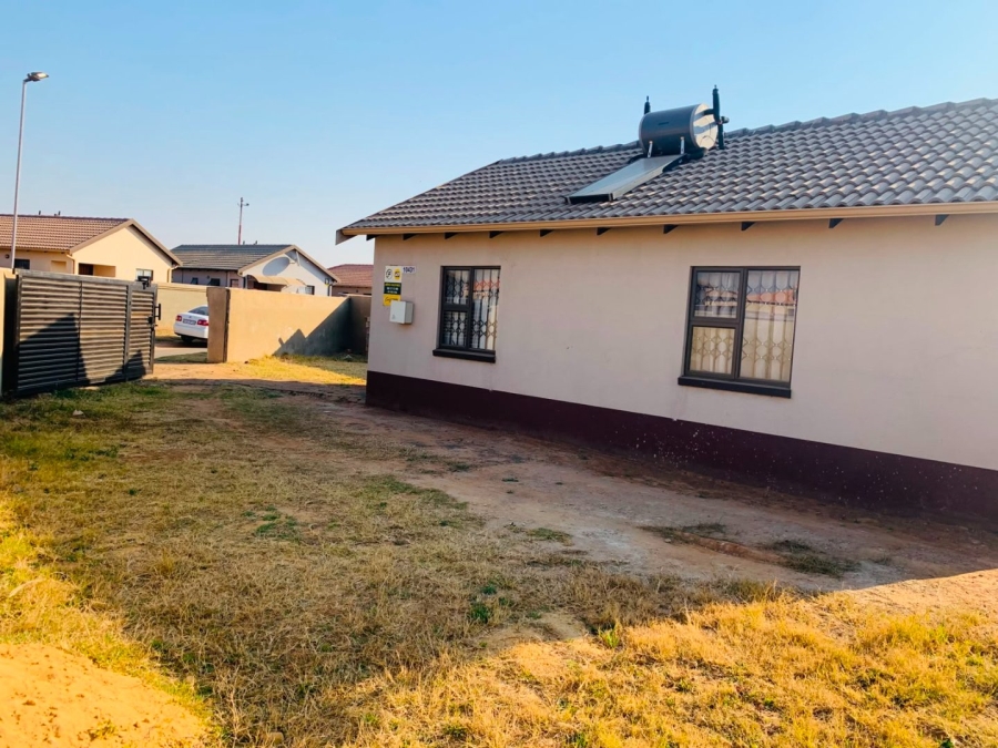 3 Bedroom Property for Sale in Windmill Park Gauteng