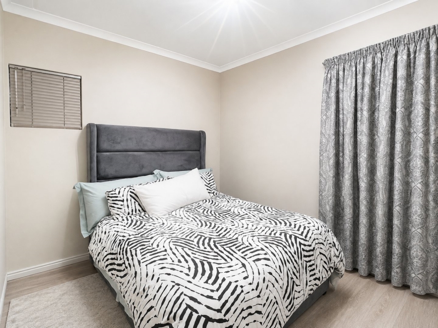 2 Bedroom Property for Sale in Barbeque Downs Gauteng