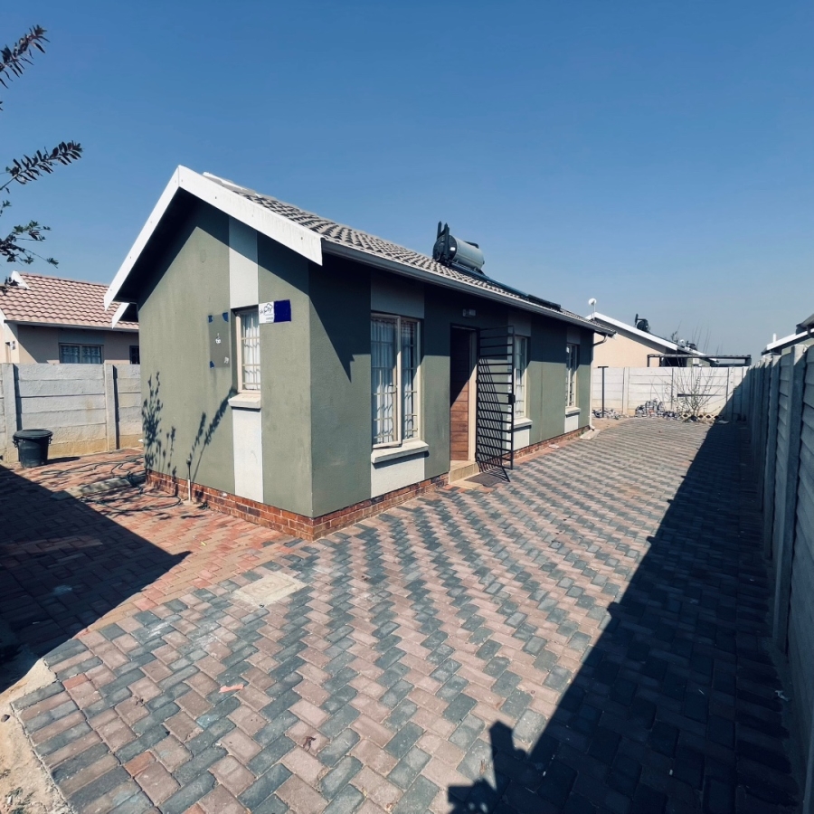 3 Bedroom Property for Sale in Sky City Gauteng