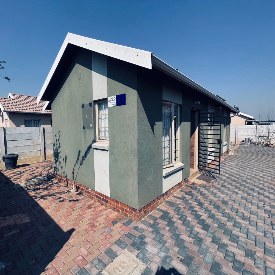 3 Bedroom Property for Sale in Sky City Gauteng