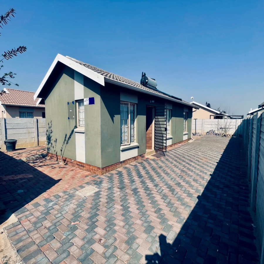 3 Bedroom Property for Sale in Sky City Gauteng