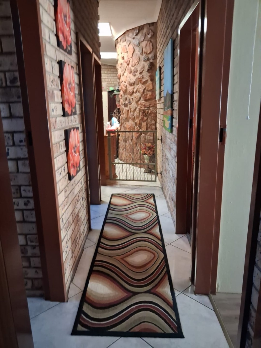 4 Bedroom Property for Sale in Montana Park Gauteng