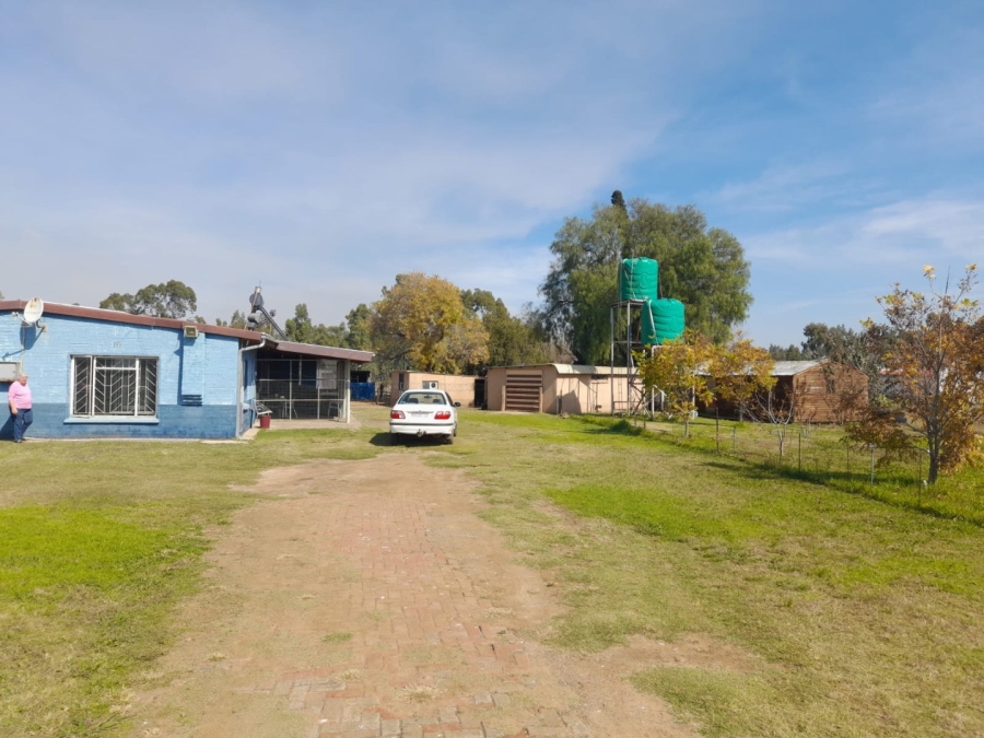 Commercial Property for Sale in Boltonwold Gauteng