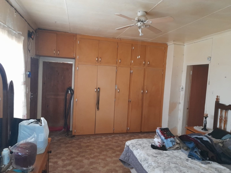 Commercial Property for Sale in Boltonwold Gauteng