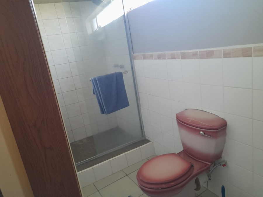 Commercial Property for Sale in Boltonwold Gauteng